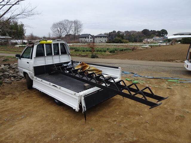 洋鍛冶階段設置 岩 崎 建 築 研 究 室 日 誌 洋鍛冶階段設置 岩 崎 建 築 研 究 室 日 誌