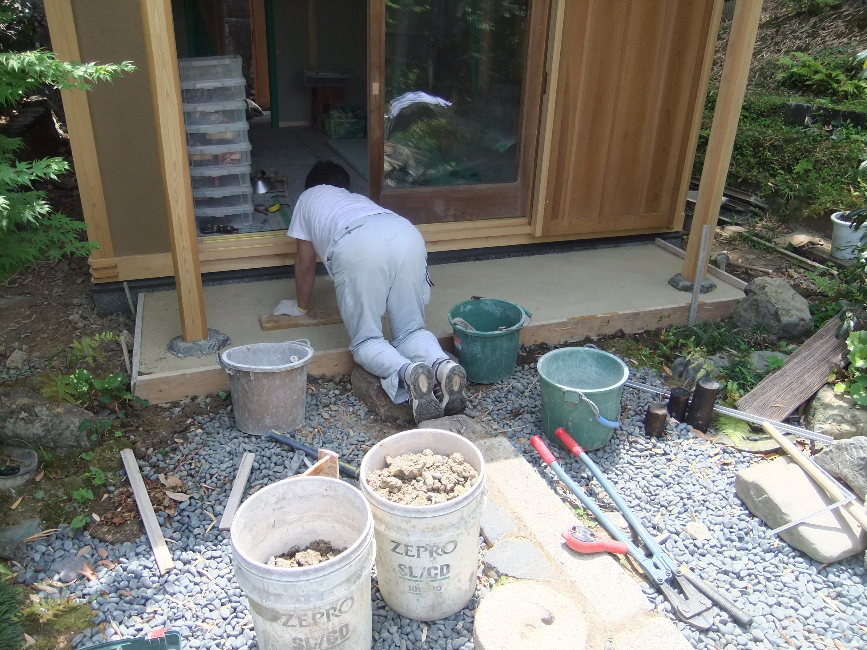 三和土 岩 崎 建 築 研 究 室 日 誌