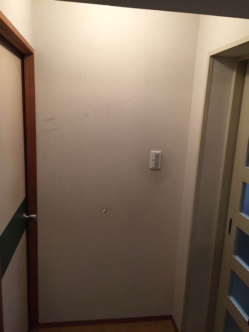 原状回復diy 廊下壁紙編 いわてリノベーション工房のblog 原状回復diy 廊下壁紙編 いわてリノベーション工房のblog