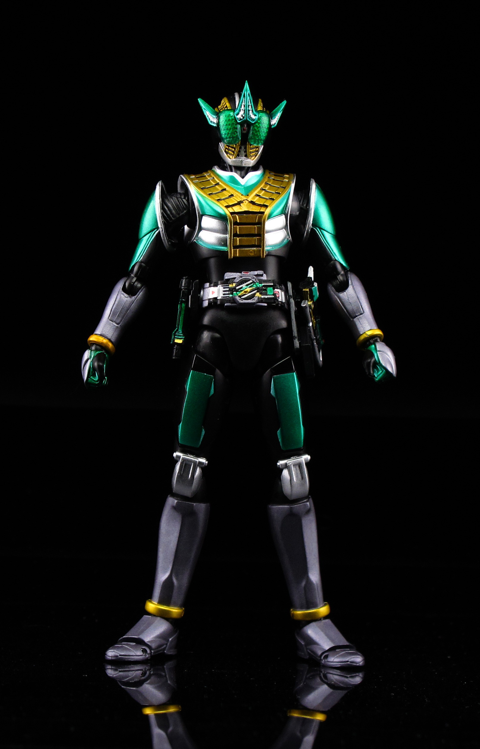 バンダイ S H フィギュアーツ 仮面ライダーゼロノス アルタイルフォーム レビュー イザヨイホビーラック