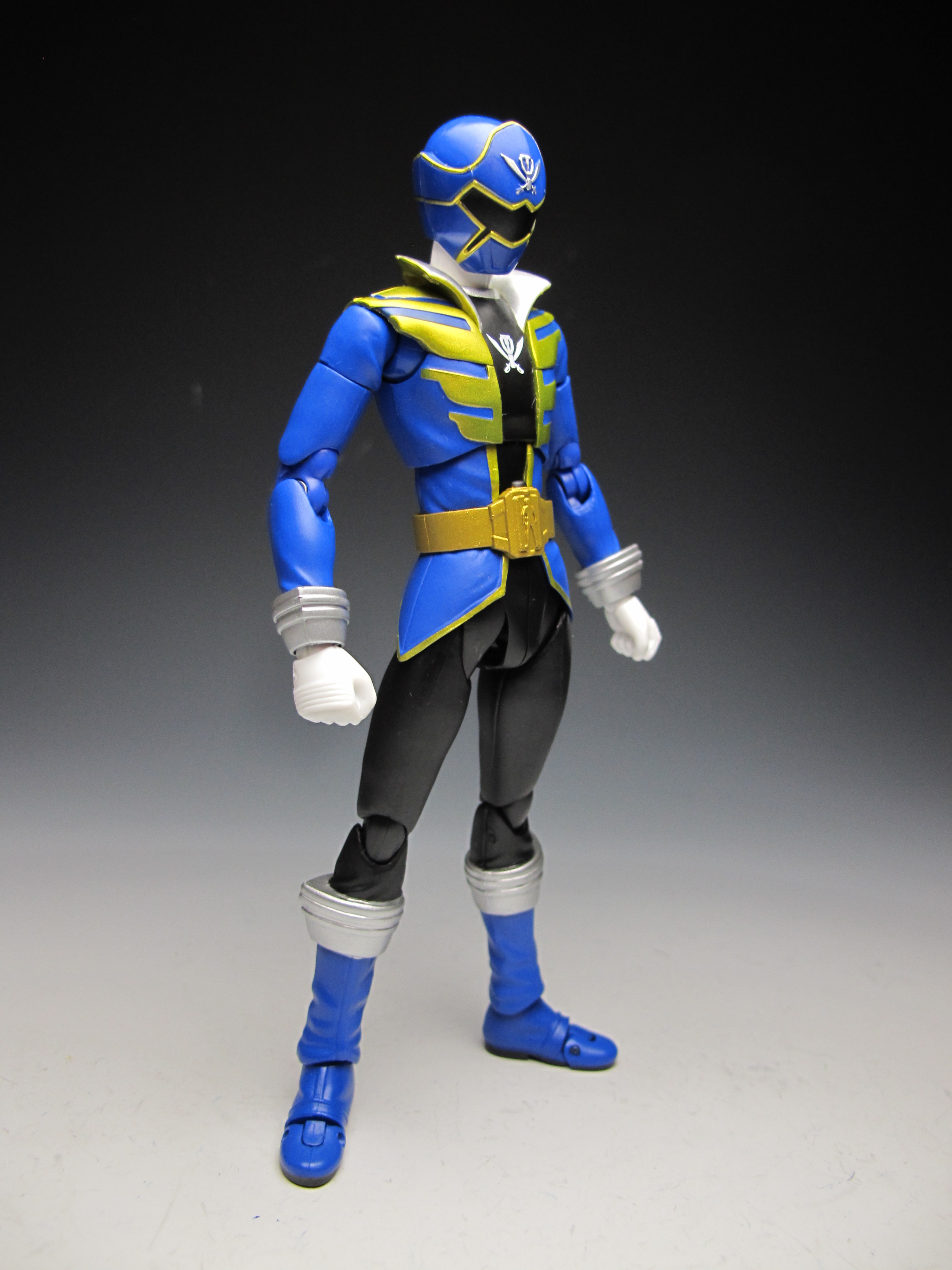 S.H.フィギュアーツ ゴーカイブルー : イザヨイホビーラック