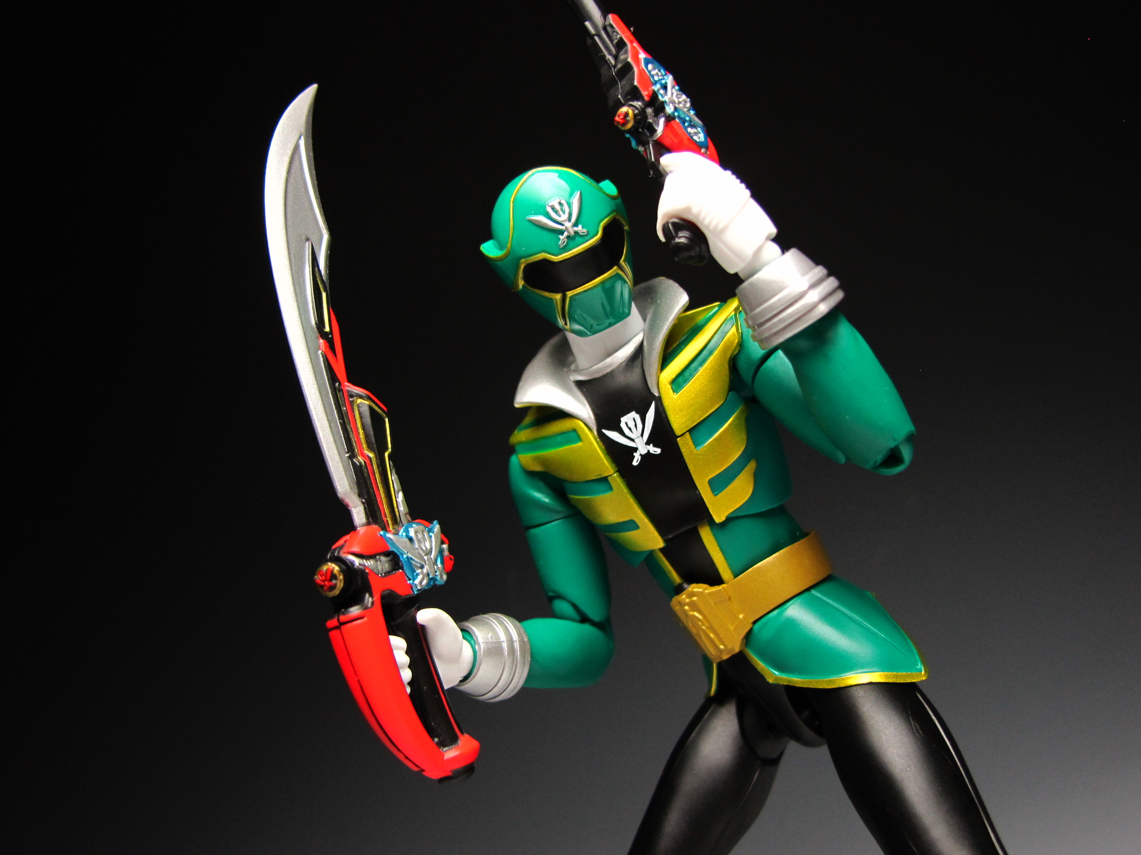 S H フィギュアーツ ゴーカイグリーン イザヨイホビーラック