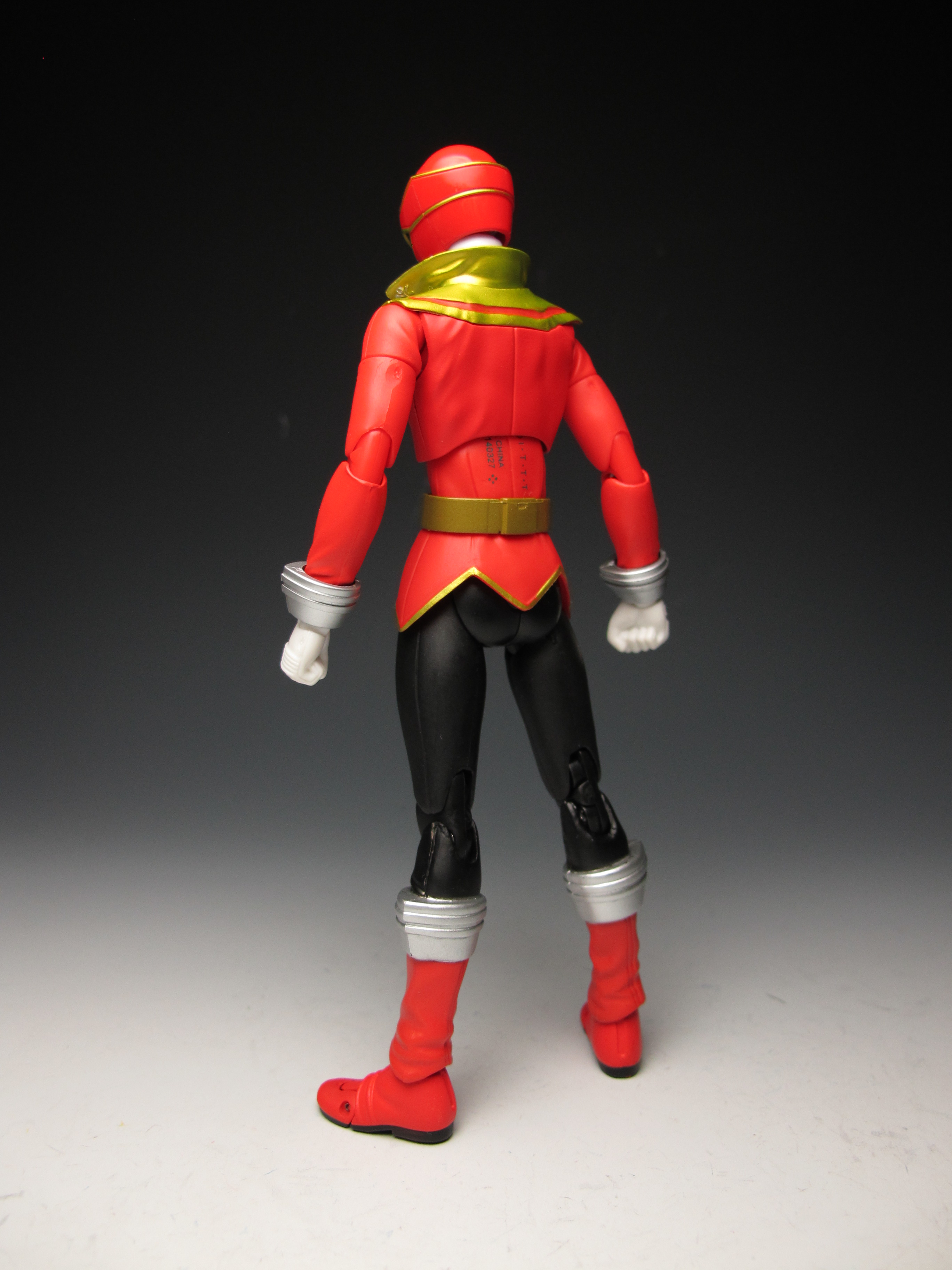 ゴーカイジャー　ゴーカイレッド　フィギュア S.H.Figuarts (フィギュアーツ) 海賊戦隊ゴーカイジャー