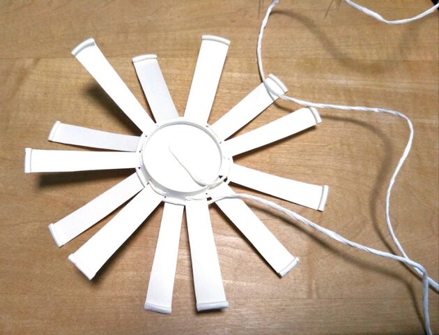 ペーパーフラワー 紙紐と紙コップで籠を編む 出来たをさがそ