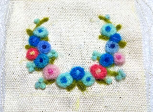羊毛フェルト刺繍/お花のリース : 出来たをさがそ! 羊毛フェルト刺繍/お花のリース : 出来たをさがそ!