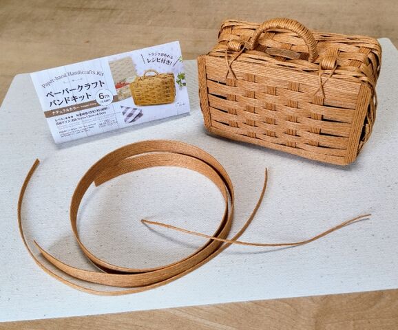 DAISOペーパークラフトバンドキット／トランクを作りました♪ : 出来た