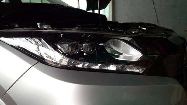 ヴェゼル タイヤセンター泉谷のエキサイティングカーグッズなブログ