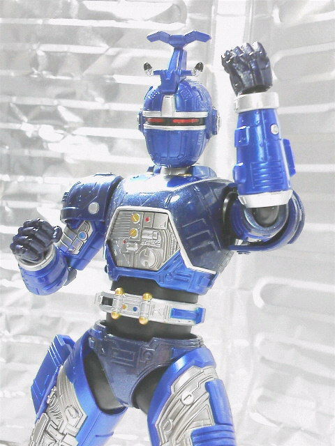 フィギュアーツ 重甲ビーファイター ブルービート 武装 アクション編 玩具神殿 トイズモビーレ