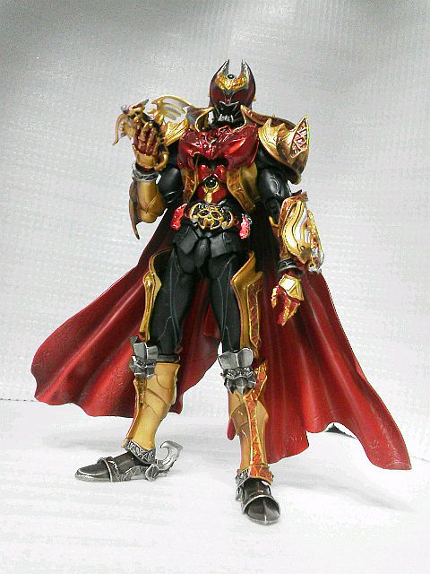 SIC 仮面ライダーキバ エンペラーフォーム パート2 : 玩具神殿