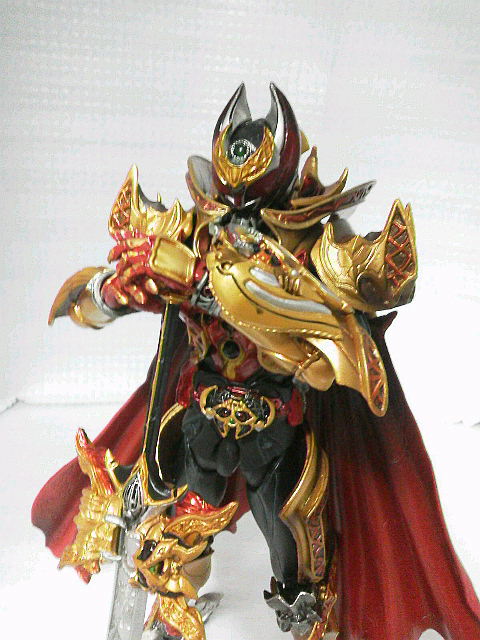 SIC 仮面ライダーキバ エンペラーフォーム パート2 : 玩具神殿