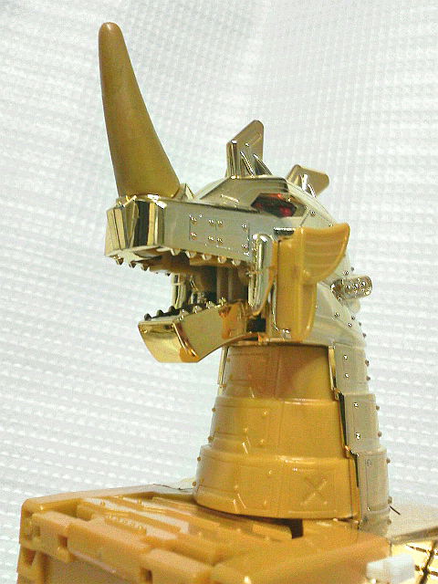 黄金勇者ゴルドラン DX黄金合体 ゴルドラン [キズ・欠品あり