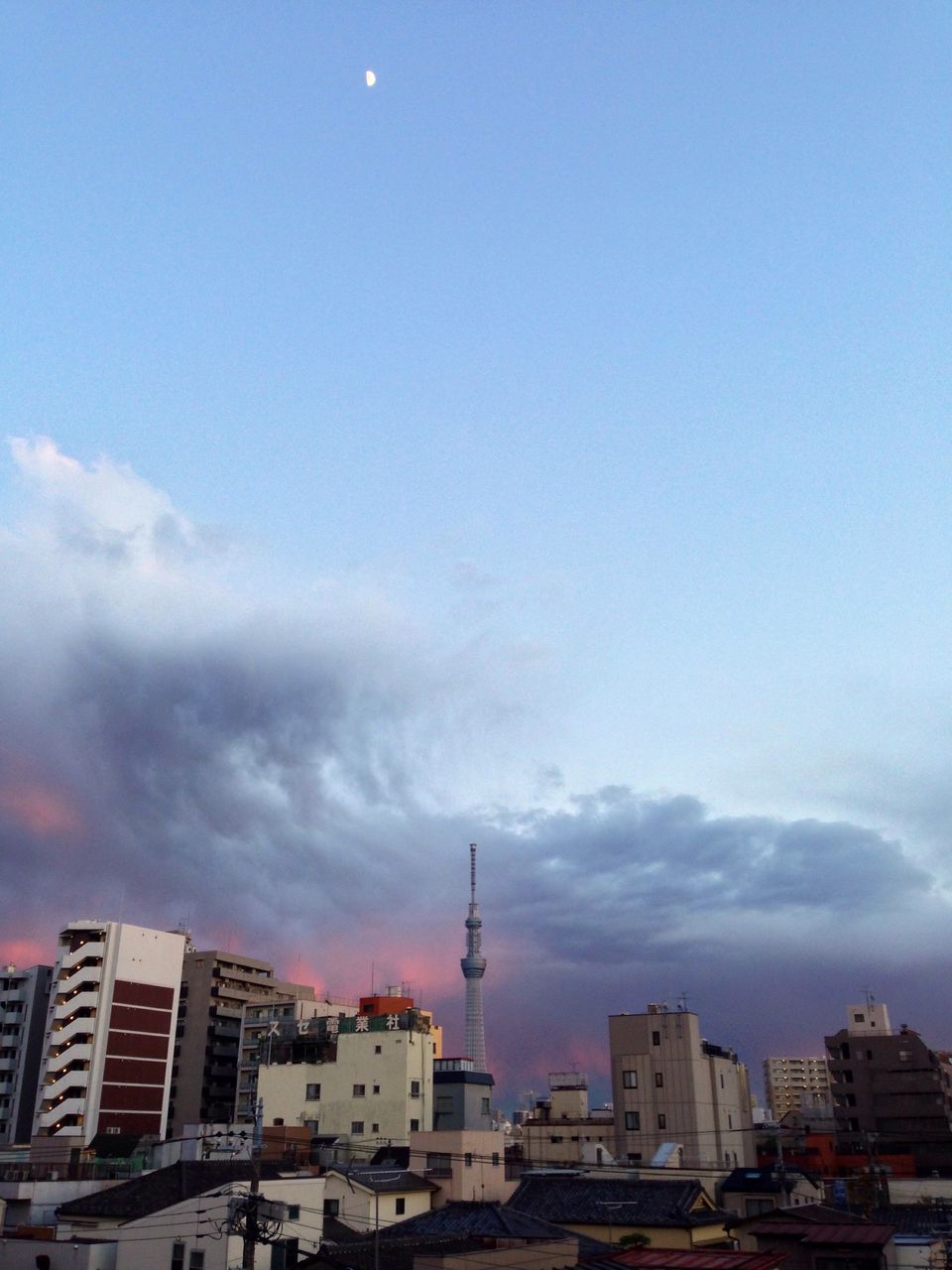 夕暮れの東京スカイツリー 怖い空だよ 300xのブログ 夕暮れの東京スカイツリー 怖い空だよ 300xのブログ