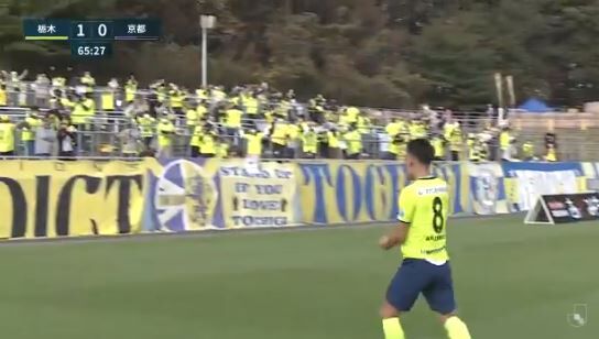 栃木sc 4試合連続無失点 Mf明本考浩の決勝ゴールを全員で守りきり ウノゼロで完封勝利 8位に浮上 j2サッカー通信 栃木sc 4試合連続無失点 Mf明本考浩の決勝ゴールを全員で守りきり ウノゼロで完封勝利 8位に浮上 j2サッカー通信