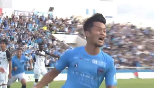 横浜fc 終了間際 Atにfw草野侑己が劇的決勝ゴール 首位 柏から価値ある勝点3 無敗記録も17試合に j2サッカー通信 横浜fc 終了間際 Atにfw草野侑己が劇的決勝ゴール 首位 柏から価値ある勝点3 無敗記録も17試合に j2サッカー通信