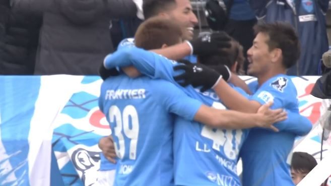横浜fc ホーム初勝利 Fwイバの1ゴール1アシストの活躍 Fw三浦知良が2年ぶり先発出場 j2サッカー通信 横浜fc ホーム初勝利 Fwイバの1ゴール1アシストの活躍 Fw三浦知良が2年ぶり先発出場 j2サッカー通信
