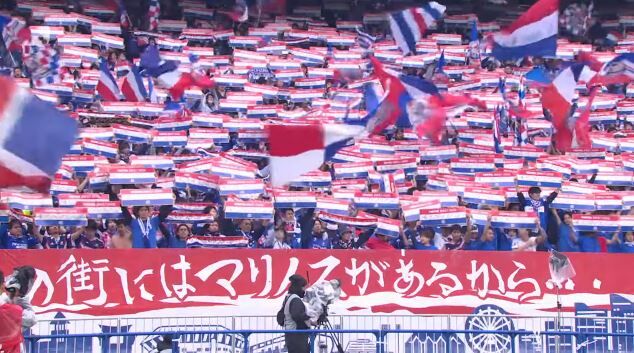 J1 最多記録6万3854人の日産スタジアムで横浜f マリノスが15年ぶりにj1優勝 ｊ２サッカー通信