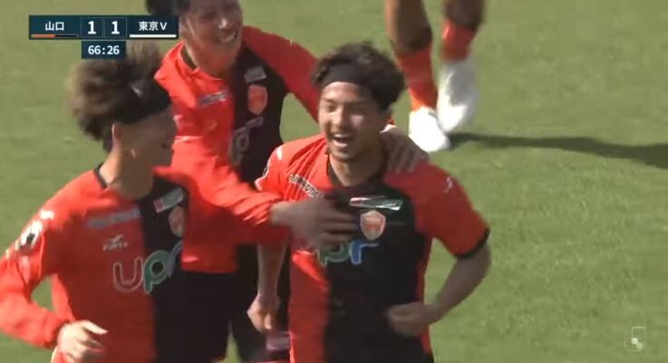 レノファ山口 今季初の3得点だ 一時同点とされるもdf石川啓人が勝ち越しゴールなど上位東京vに3ー1で勝利 8位に浮上 ｊ２サッカー通信