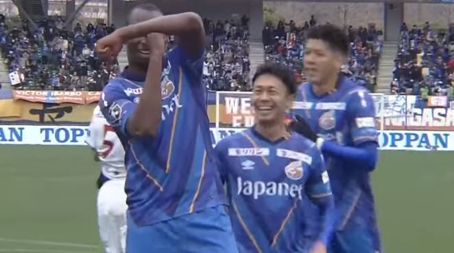 V ファーレン長崎 祝ｊ２開幕 Df毎熊晟矢 Mfカイオ セザールが連続ゴール 長崎が開幕戦で2 1で勝利 ｊ２サッカー通信