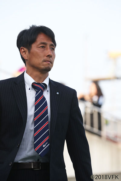 ヴァンフォーレ甲府 伊藤彰コーチが新監督に昇格 17年に大宮を指揮 今年から甲府のヘッドコーチに就任 j2サッカー通信 ヴァンフォーレ甲府 伊藤彰コーチが新監督に昇格 17年に大宮を指揮 今年から甲府のヘッドコーチに就任 j2サッカー通信