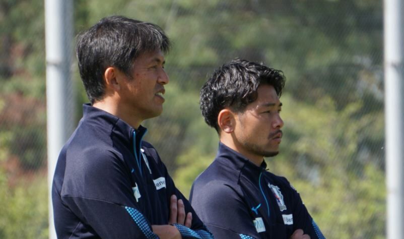 愛媛fc 和泉茂徳監督から辞任の意向を受け 實好礼忠氏が新監督に就任 小笠原侑生氏もトップチームコーチへ j2サッカー通信 愛媛fc 和泉茂徳監督から辞任の意向を受け 實好礼忠氏が新監督に就任 小笠原侑生氏もトップチームコーチへ j2サッカー通信
