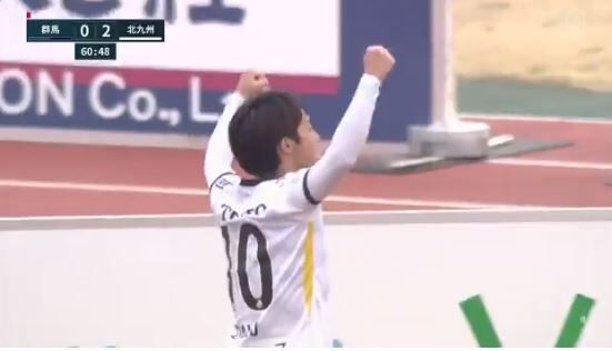 ギラヴァンツ北九州 待望の今季初白星 Mf高橋大悟がgkをかわし2試合連続のゴール 群馬に2ー0で勝利 j2サッカー通信 ギラヴァンツ北九州 待望の今季初白星 Mf高橋大悟がgkをかわし2試合連続のゴール 群馬に2ー0で勝利 j2サッカー通信