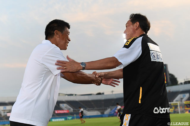 J3 ys横浜 3年間指揮を執った樋口靖洋監督 今季限りで退任すると発表 良い形で来季へのバトンを j2サッカー通信 J3 ys横浜 3年間指揮を執った樋口靖洋監督 今季限りで退任すると発表 良い形で来季へのバトンを j2サッカー通信