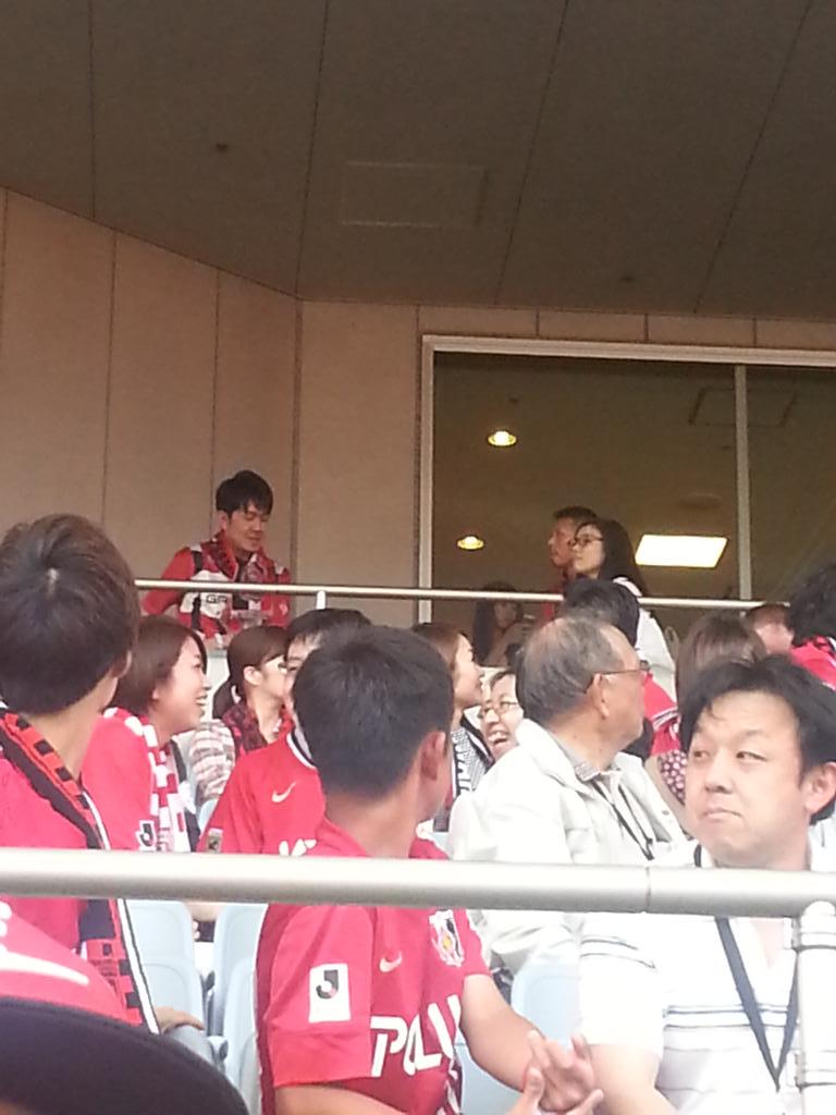 浦和レッズ 埼スタに懐かしいあの人が来場 他有名人も Jリーグハイライトまとめ