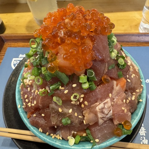 EC300BF4-F5D1-4249-A689-EE3BCDF44BD0