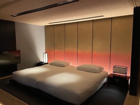 4513BCB8-5910-4935-8681-EB1CA06AC348