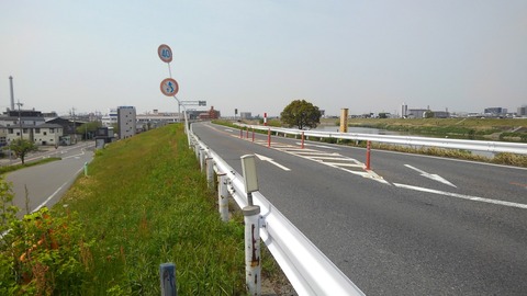 3de57243.jpg