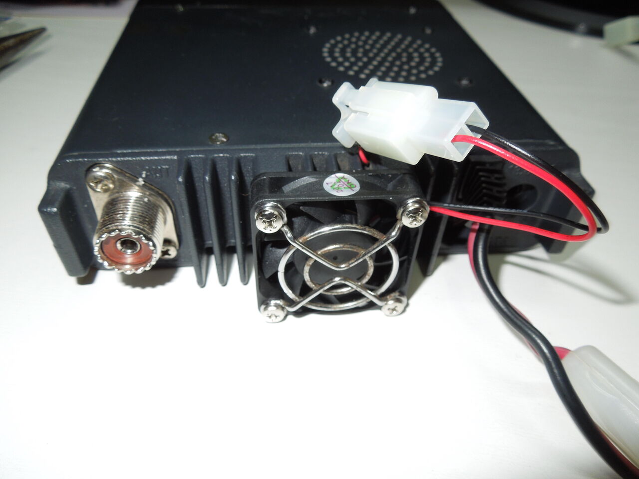 FT-8800H用クーリングファン台作成 : 向島ポンポコ日記