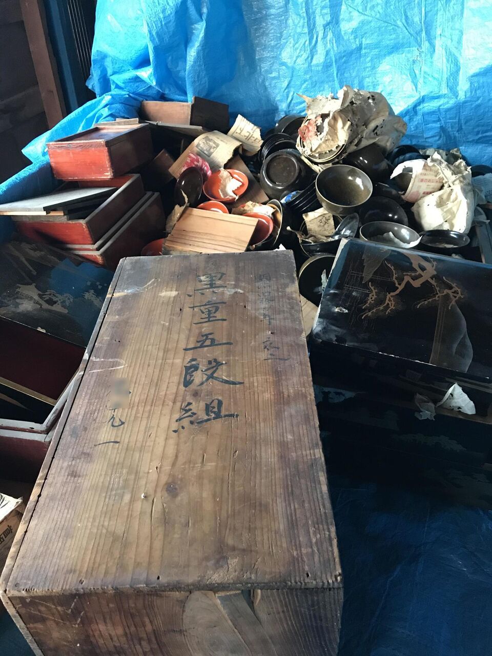 お椀のセット　推定明治　使用してるのか、未使用なのかは不明となります。 お椀のセット 推定明治 使用してるのか、未使用なのかは不明となり