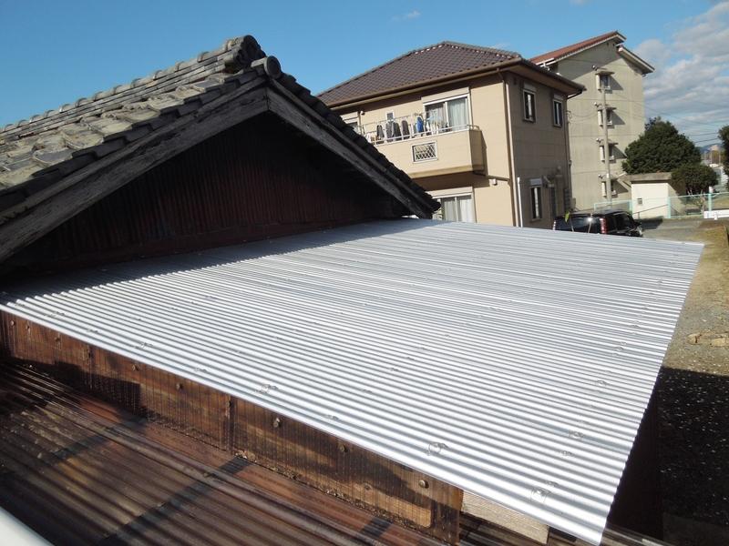 波板トタン屋根張替え ガルバ波板張り 向島ポンポコ日記 波板トタン屋根張替え ガルバ波板張り 向島ポンポコ日記