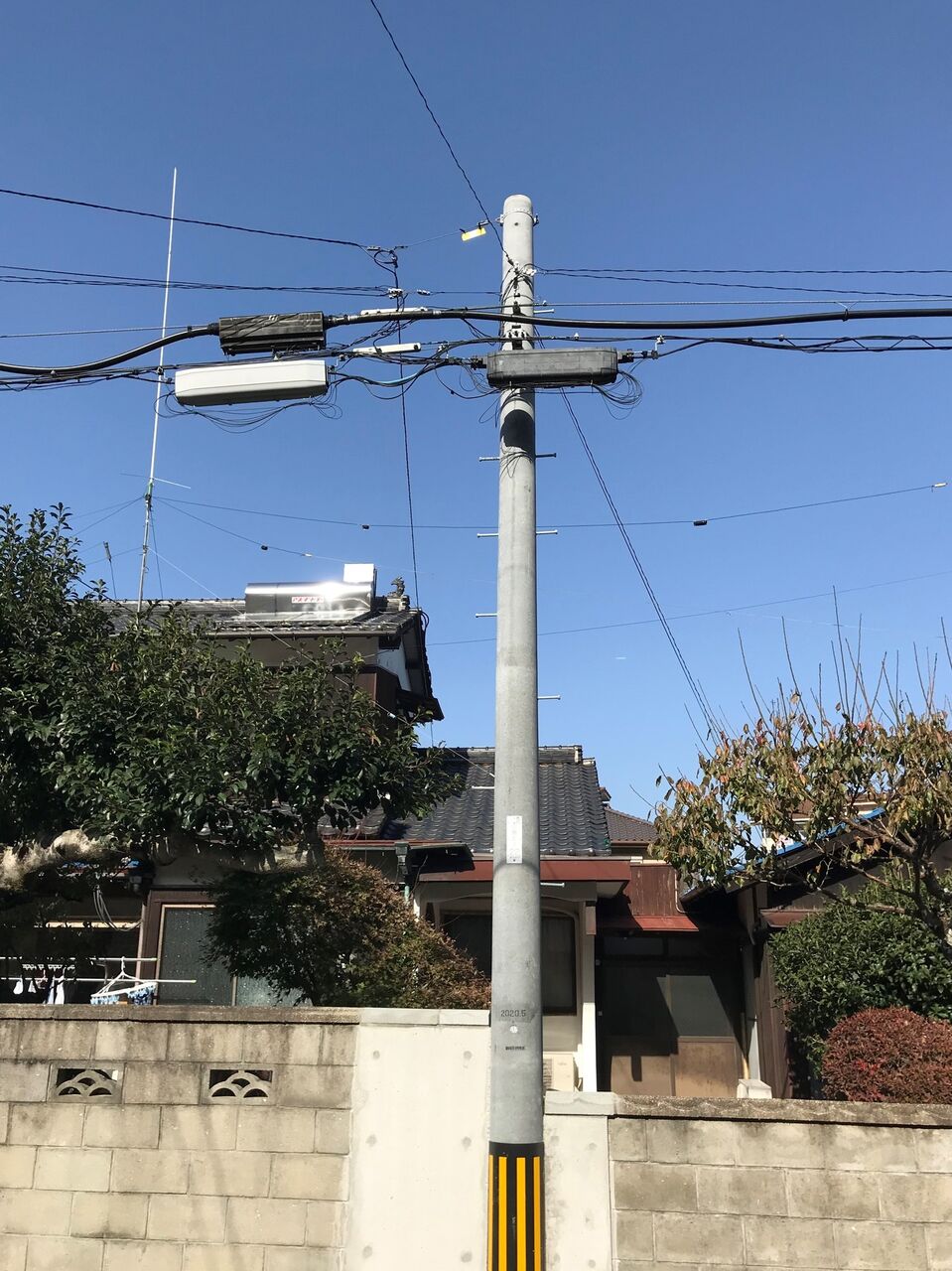 NTT電柱交換 : 向島ポンポコ日記