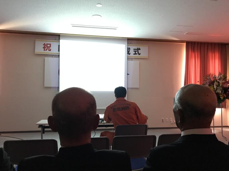 画像を等倍で表示します 画像