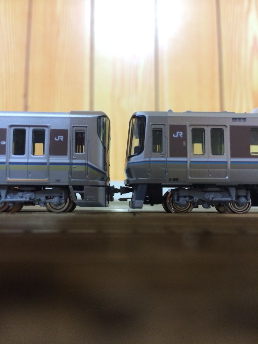 見證西日本通勤電車的歷史22x系三姐妹 深度開箱 愛吃被咬一口蘋果的猴王 阿貴