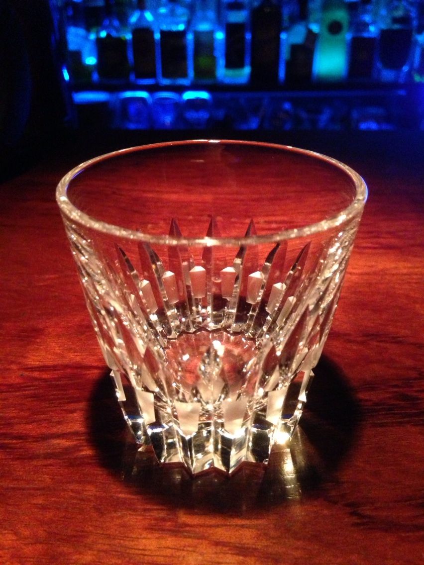 特級 サントリー インペリアル』＆『カガミクリスタルのグラス』 : BAR