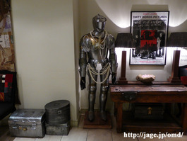 P1000186_Knight_s640_OS