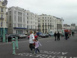 Palace Pier 対岸
