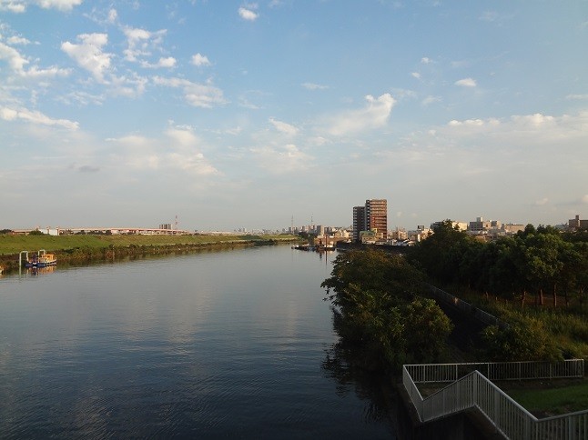 荒川土手 荒川土手散歩（東京都北区、荒川区）赤羽駅から北千住駅