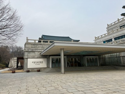 90319196-9079-43E9-80E3-A7CDB44EEDD1