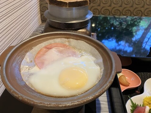 0FB56477-47F5-4D7E-A177-269542C63994