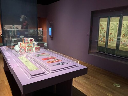 D573D71D-2C3B-41D5-8A52-D58EB238E32F