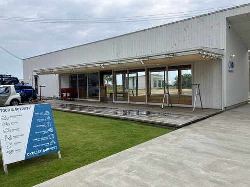 B5BEE34D-29D0-44D1-9438-747C41248DB7