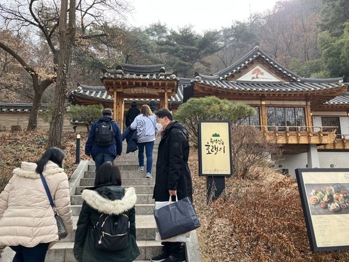 26A89BD4-62B9-4B07-B1C5-038BD53782A0