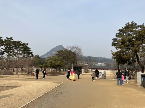 5E021F6E-40D6-43CE-B568-911F0A42ABF9