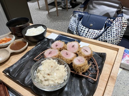 F390FA0B-B24C-4998-A98A-C904439205EB