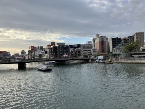 0C96A008-F614-476E-91EE-8E48CAA2BFB3