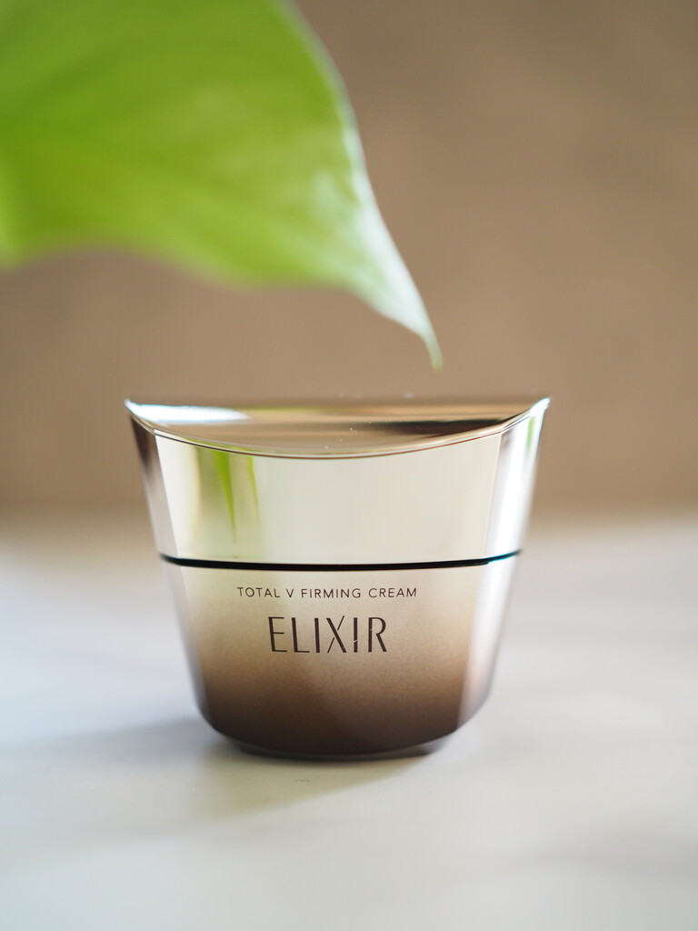 新品・未使用 エリクシール トータルV ファーミングクリーム 50g ２個セット新品未開封エリクシール トータルV ファーミング