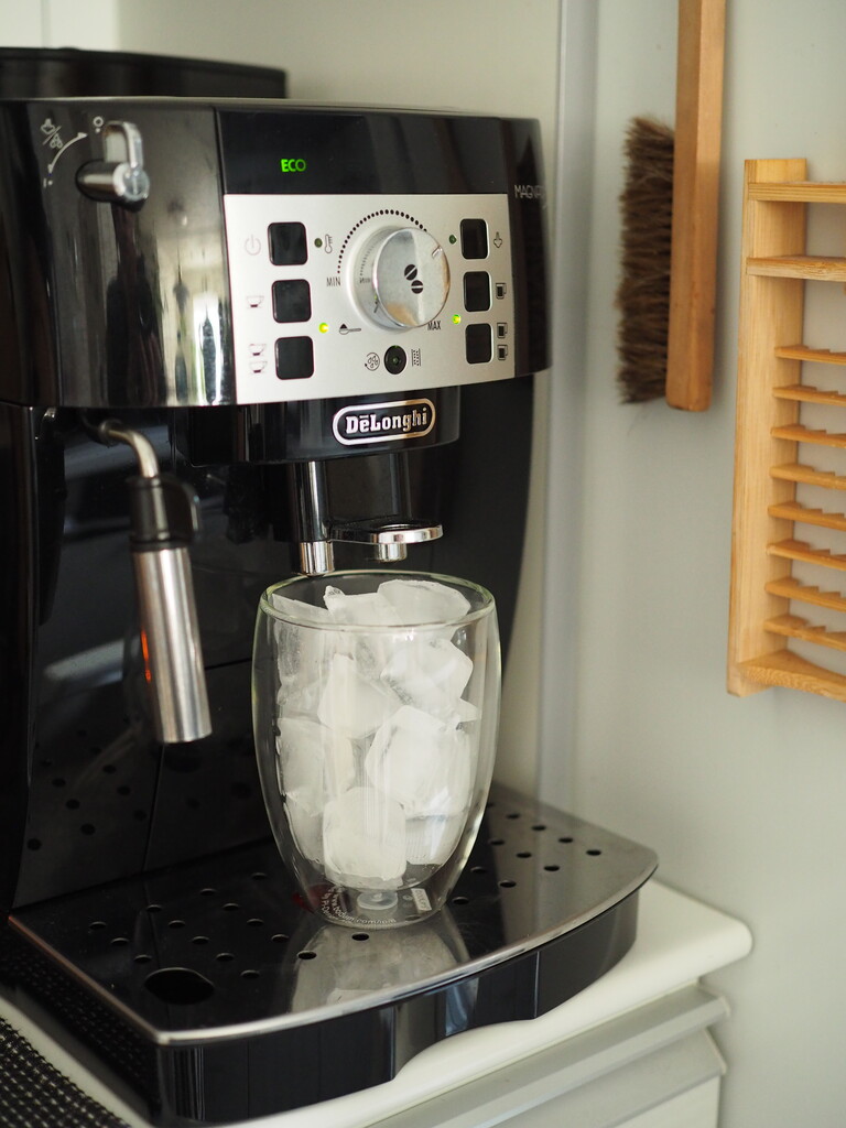買って良かったあのコーヒーマシーン。アイスコーヒーを淹れてみたら